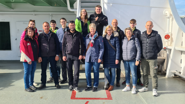 Das Team von Kröger Holzbau auf der Cap San Diego