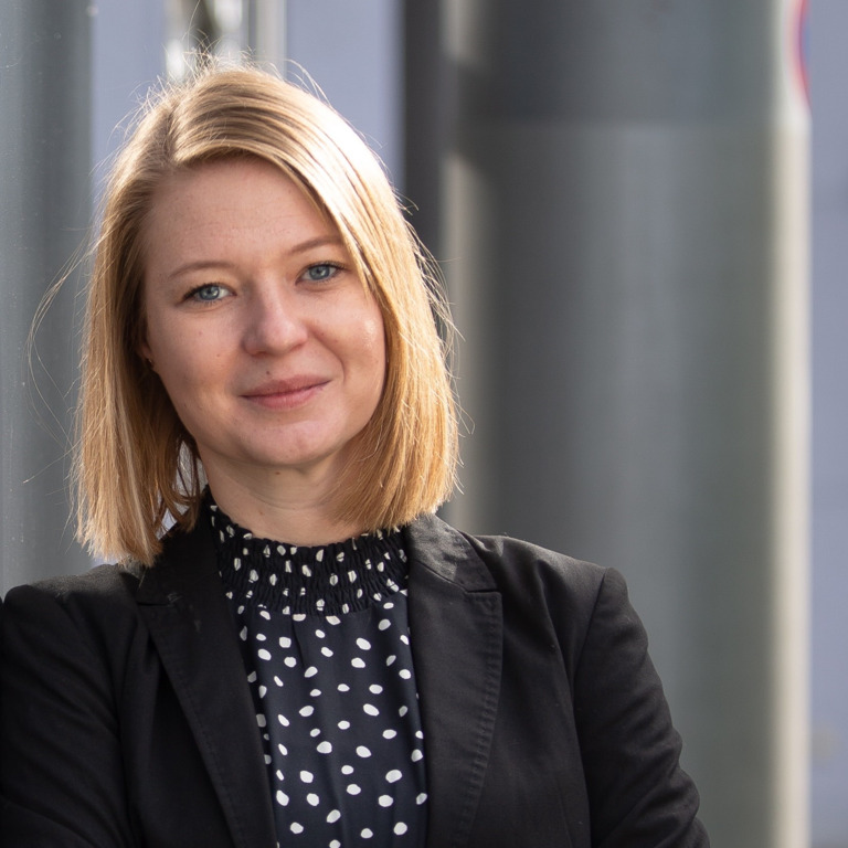 Profilbild Pressereferentin  Bettina Uhrmann